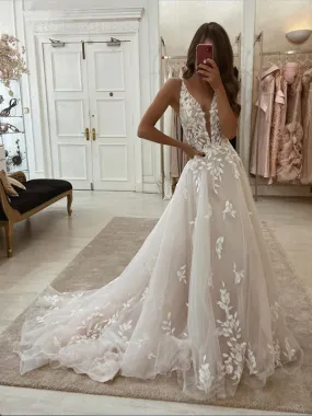 A-line Lace Dream Romantic Long Wedding Dresses WD013